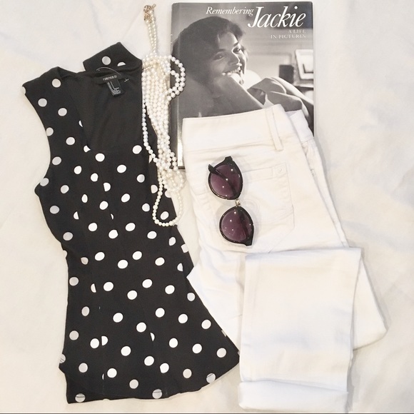 Forever 21 Tops - NWT Forever 21 Black and White Polka-dot Tank Top